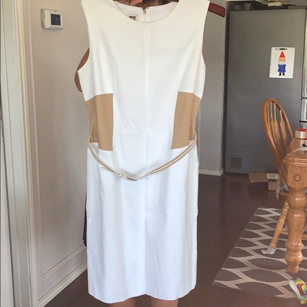 White Anne Klein women’s dress with belt